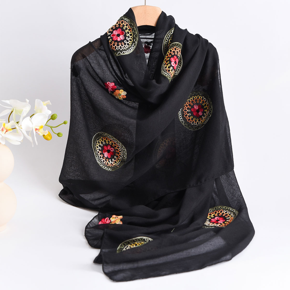 Summer New Lightweight Breatha - Embroidery Shawl ulasan dan harga