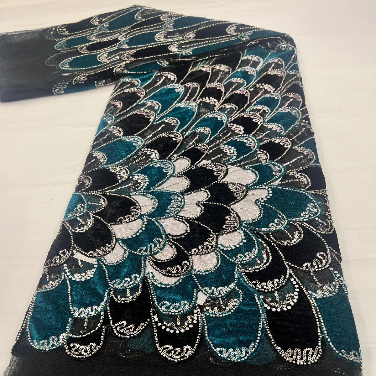 5Yards Red Black Peacock Sequi - Velvet Fabric Embroidery ulasan dan harga