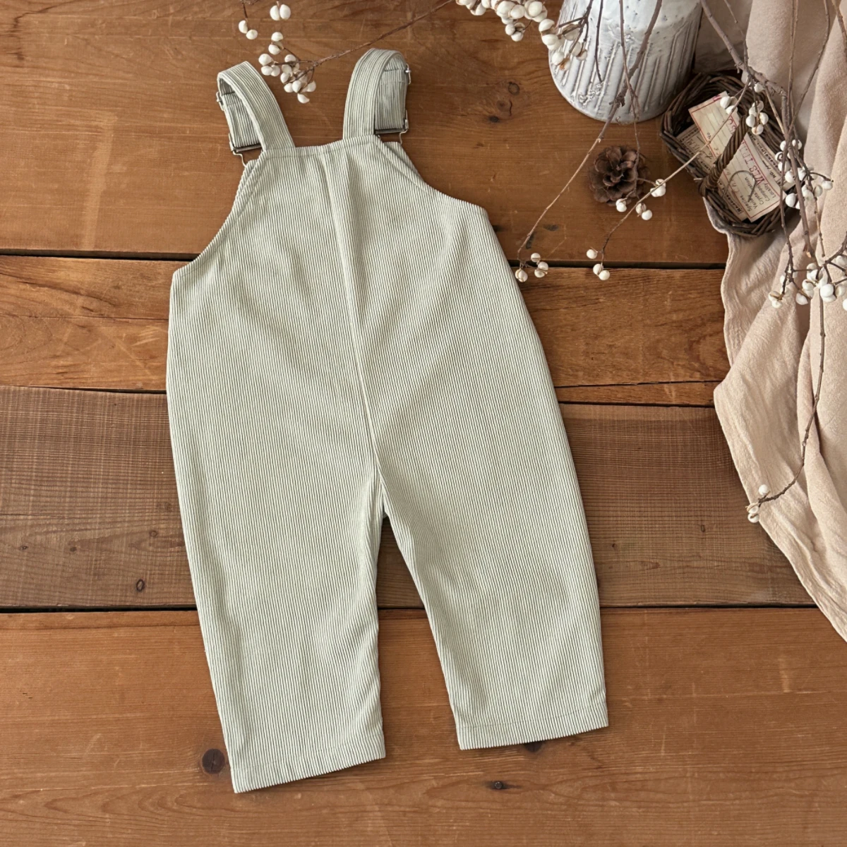 Korean-style Baby Boys Girls J - Embroidery Apron ulasan dan harga