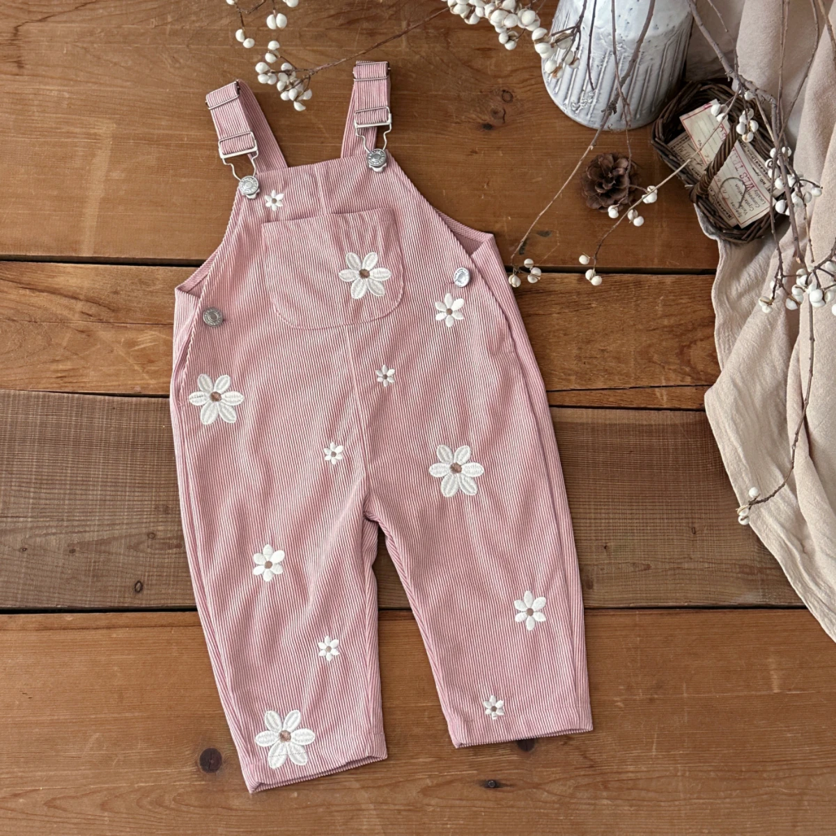 Korean-style Baby Boys Girls J - Embroidery Apron ulasan dan harga