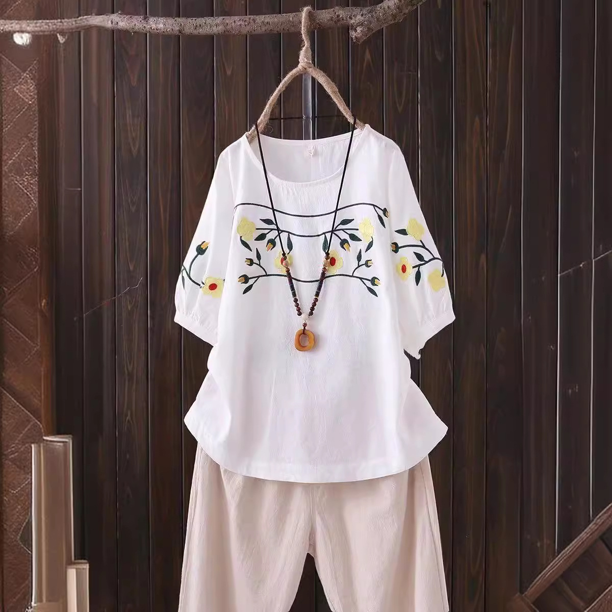 Plus-size Women's Spring and S - Embroidery On Shirt ulasan dan harga