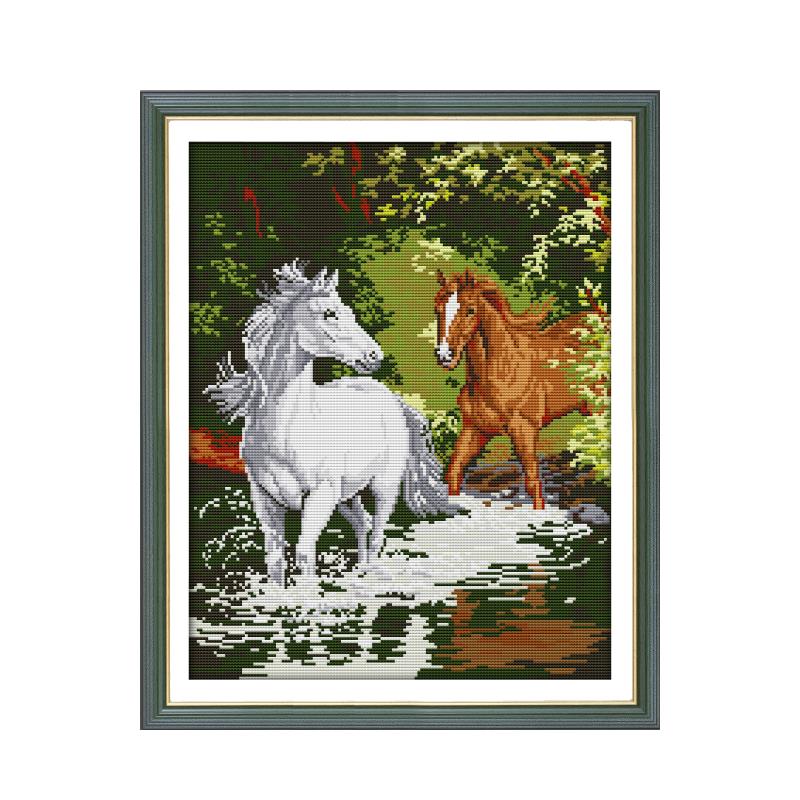 Two Horses Running Handmade Cr - Embroidery Running Stitch ulasan dan harga